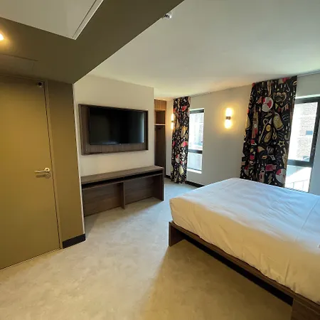 Jost Centre Hostel